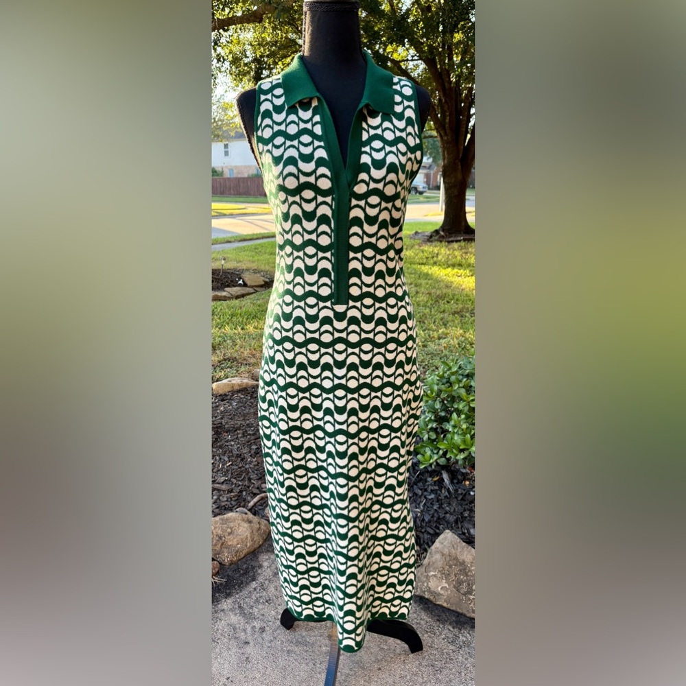 House of Harlow 1960 Green and Cream Midi Dress
